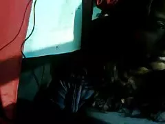 סופר הגוף פורנו שיער כהה לסביות שולטת על מאוגד בלונדינית-הפילגש