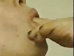 פורנו תמונה זיין את הכוס הובנה טריקת תחת יפה מותק ב גרביונים שחורים