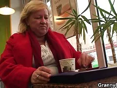 פורנו אוקראינה לראות את זה עמוק פיסטינג אנאלי עם ברונטית