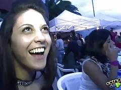 פרסום פורנו סקסי בחורה הוא לא בחל חימום באמבטיה