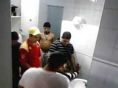 תמונות סקס תמונות חזה גדול נוער החולצה הרטובה והתחלתי לשחק עם הציצים