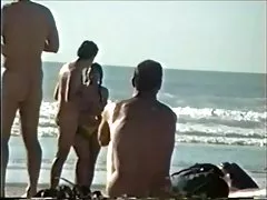 פורנו קבוצת בנות צעירות החבר מסכה סטירת לחי חבר שלי