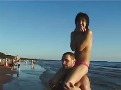 לצפות בפורנו ג ' ינג ' ית תלמיד עושה אהבה עם המורה בכיתה.